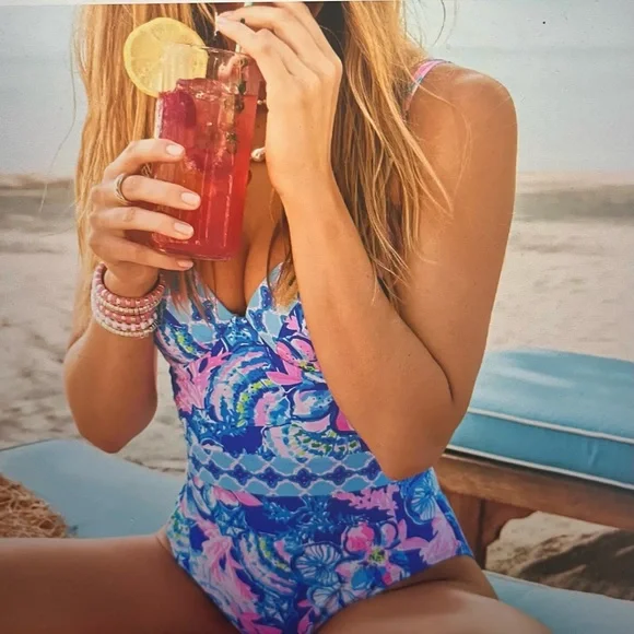 Lily Pulitzer Palma, one piece swimsuit, new with tags, size 10 - Picture 3 of 8